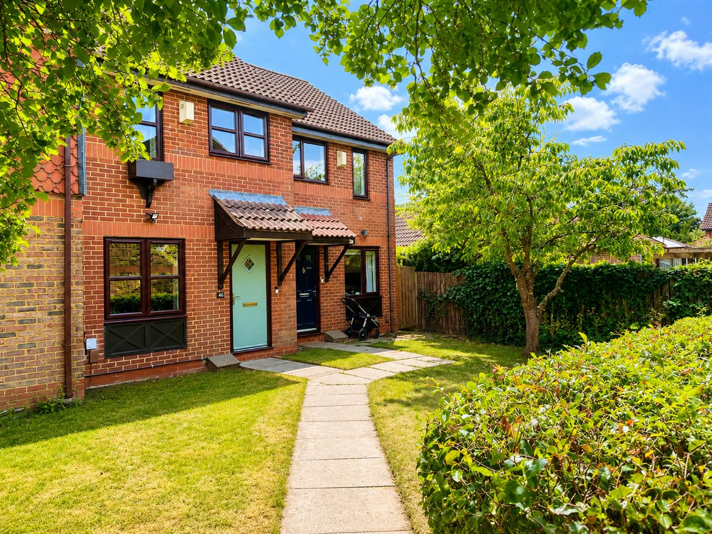 2 bed property in Boxberry Gardens, Milton Keynes
